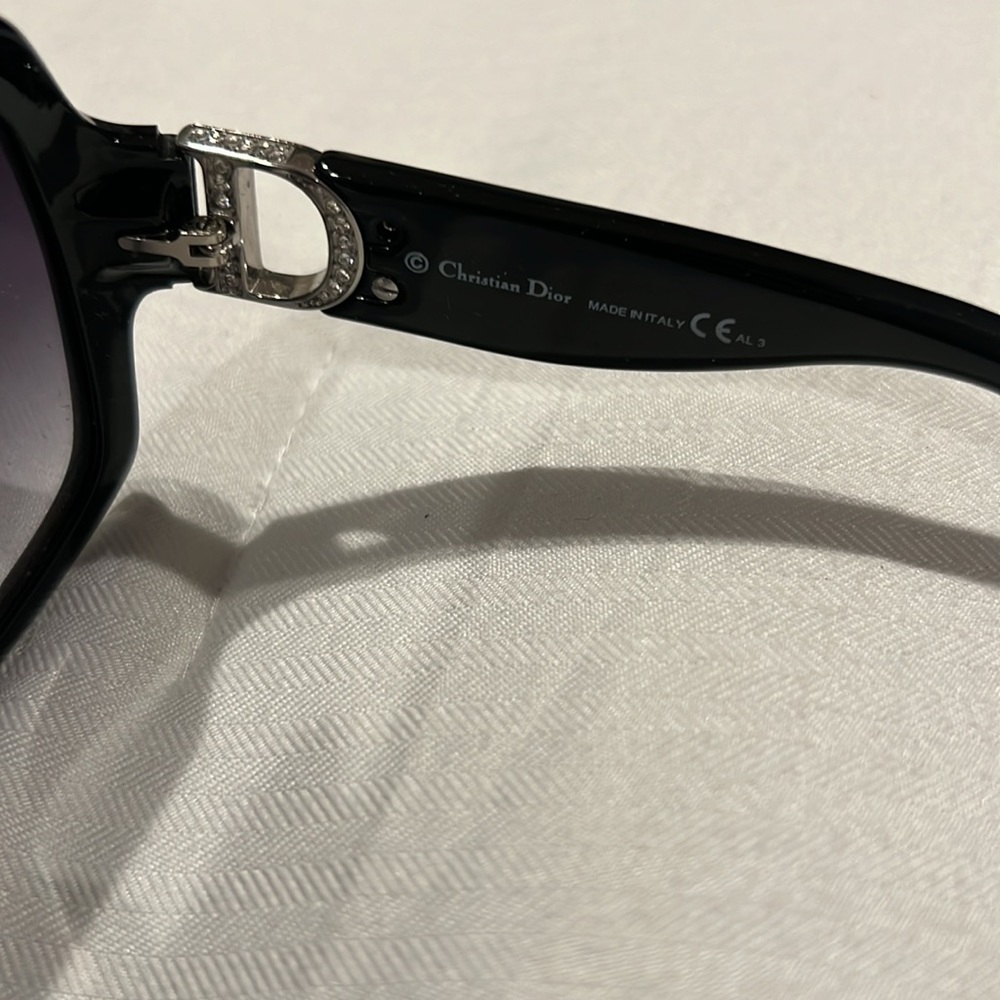 Dior Sunglasses - Picture 4 of 5